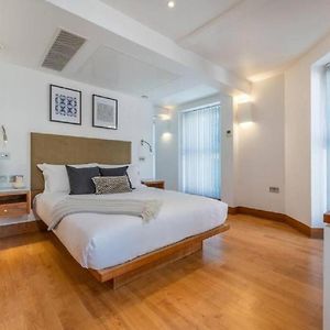 Studio met een Queen Size Bed